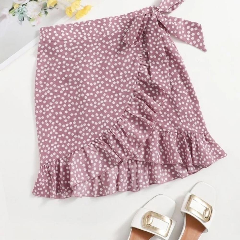 NWT Naggoo ruffle wrap‎ mini skirt